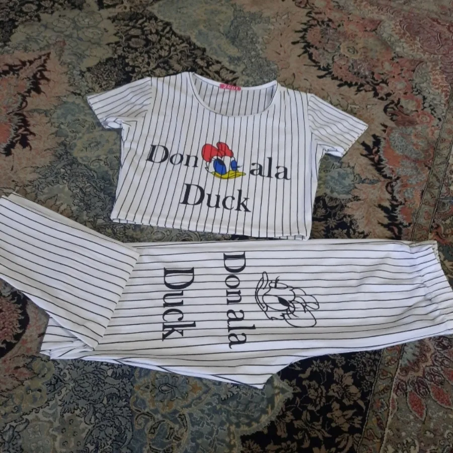 نیم تنه وشلوار