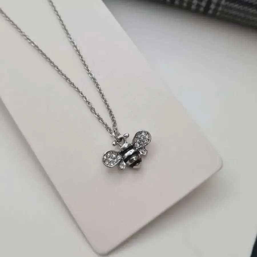 گردنبند زیبا و جذاب