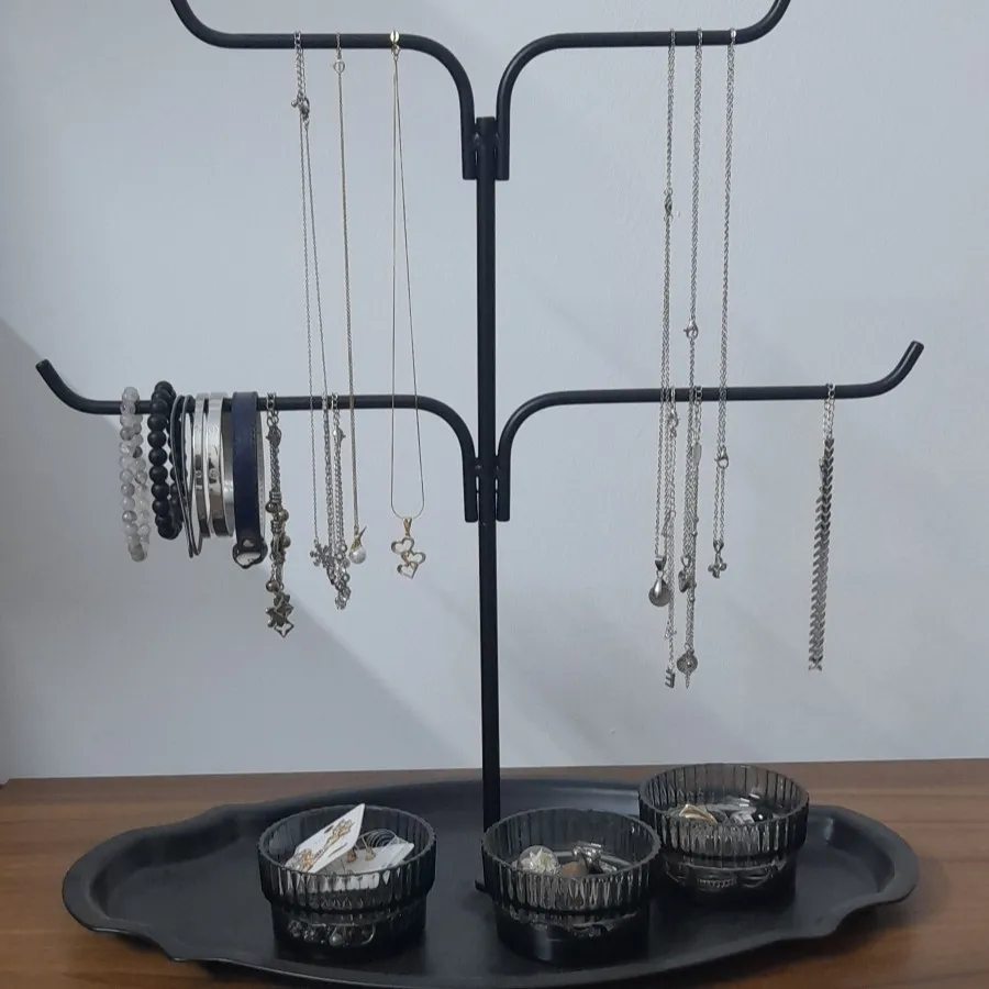 استند زیورالات ایکیا