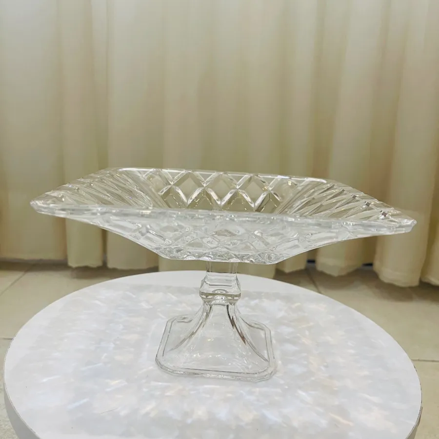 شیرینی خوری پایه دار