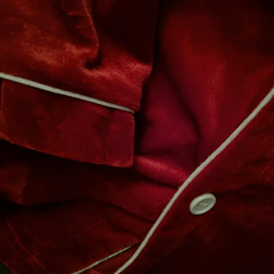 لباس خواب مخمل زرشکی