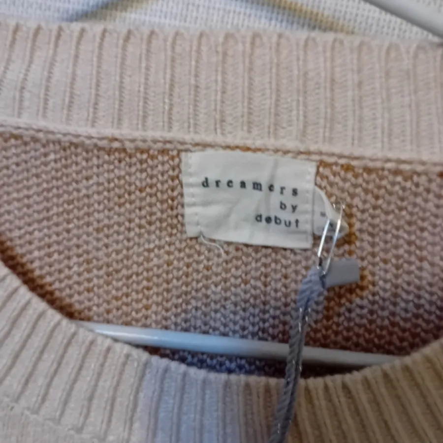 بافت زنانه خارجی