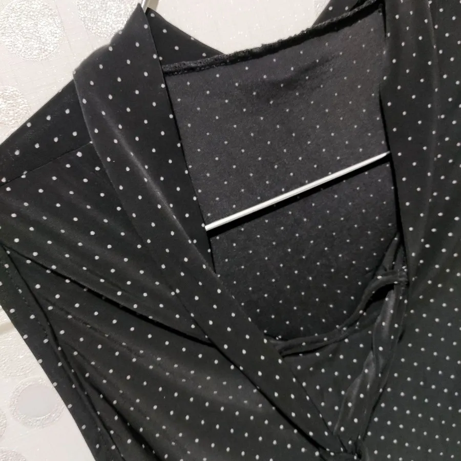 تونیک یقه کراواتی