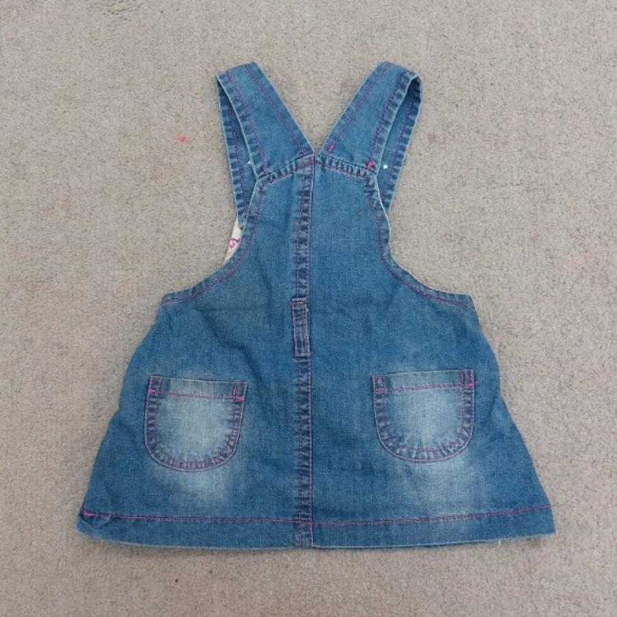 لباس بچگانه