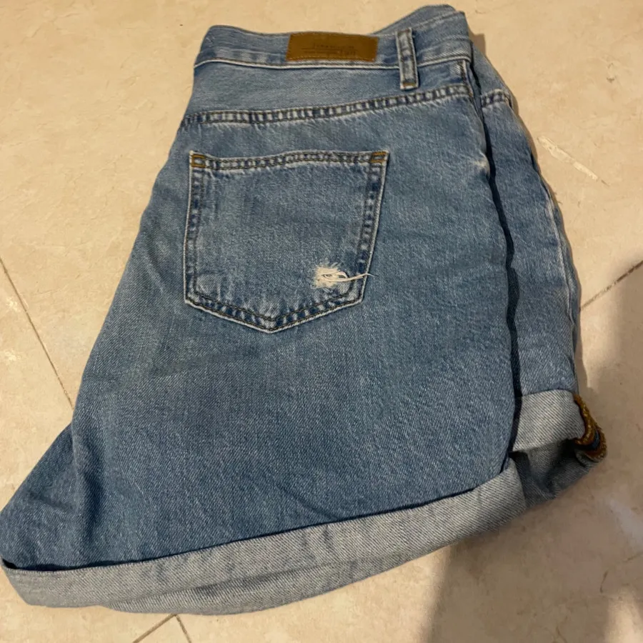 شلوارک لی کولینز