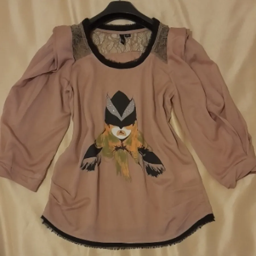 بلوز برند رنگ نسکافه ای