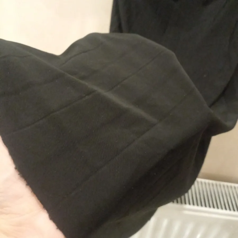 پیراهن دخترانه پلیسه