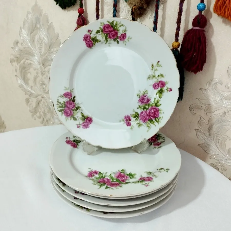 بشقاب گلسرخی