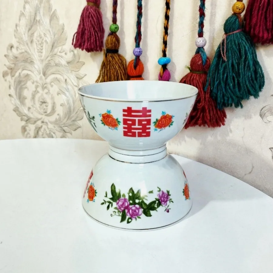 کاسه و پیاله گلسرخی