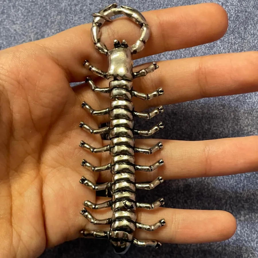 دستبند عقرب