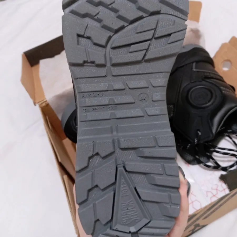 کفش ایمنی مدل توربو مشکی