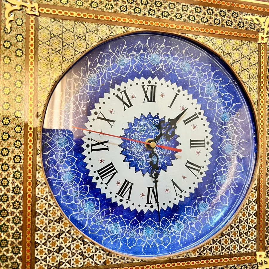 ساعت دیواری