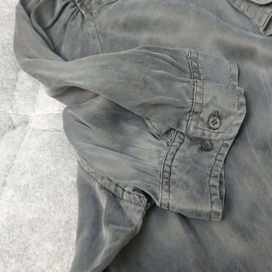 تیشرت مارک Zara