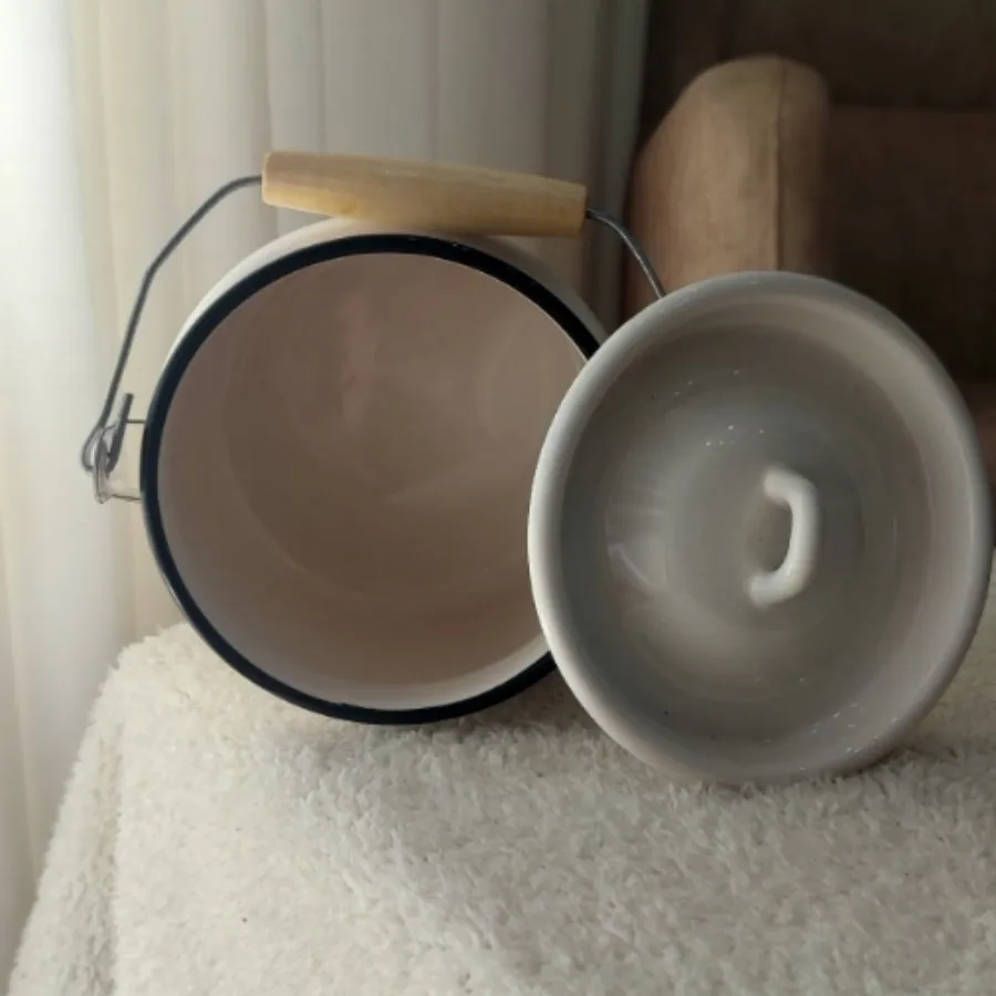 دبه لعاب روس??