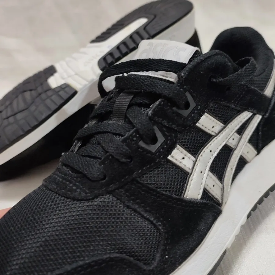 کتونی اسیکس اورجینال