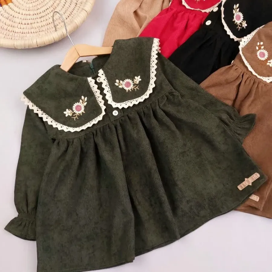 پیراهن مخمل یقه گلدوزی ?