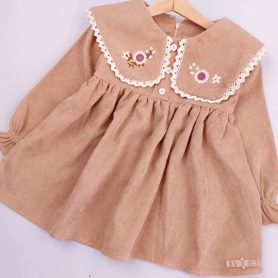 پیراهن مخمل یقه گلدوزی ?