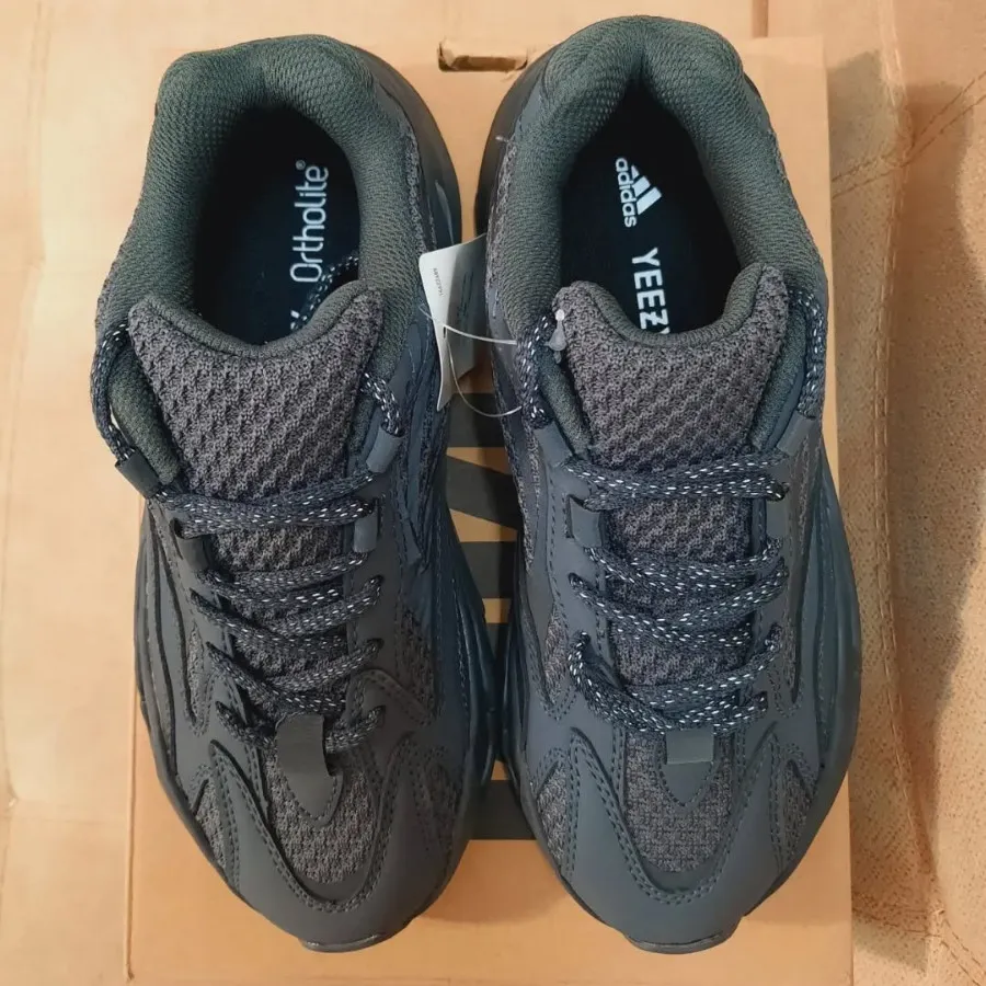 کتونی زنانه