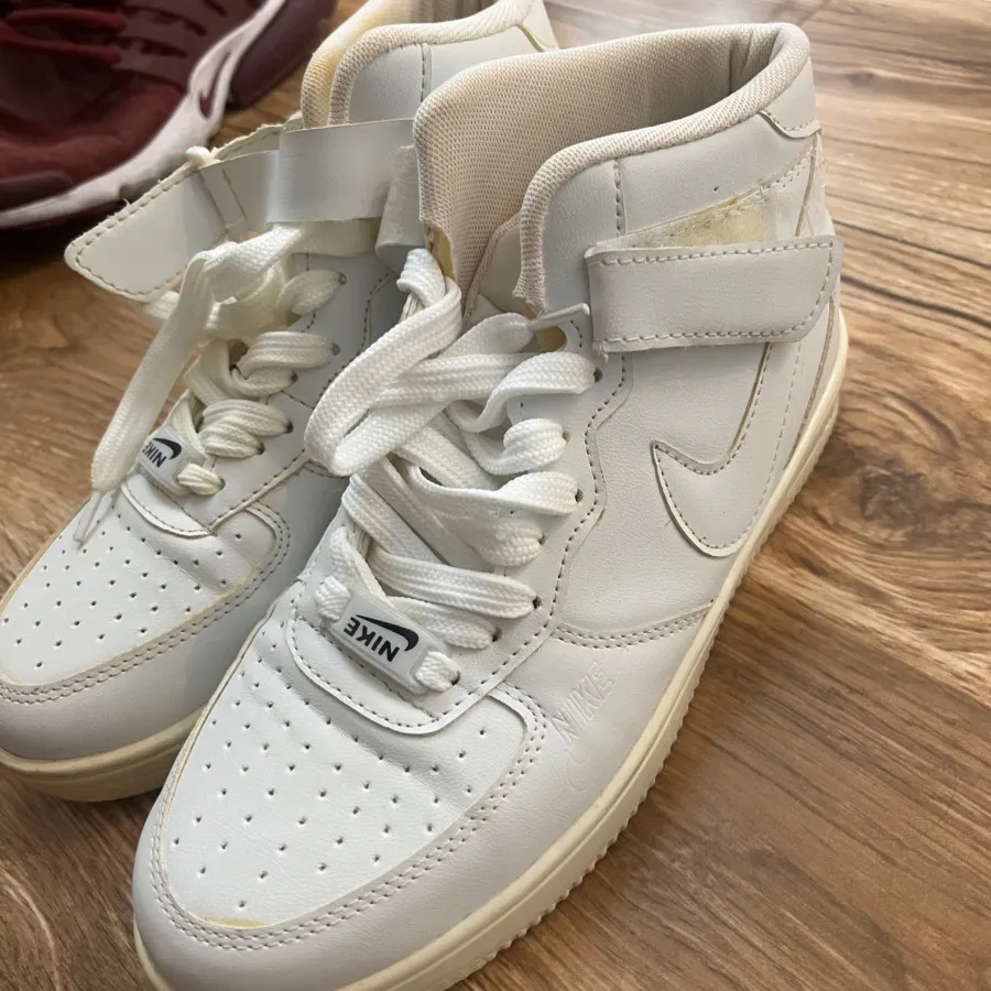 کفش کاملا نو