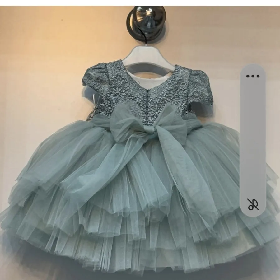 پیراهن دخترانه