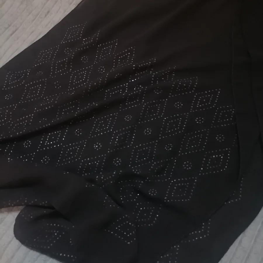 شال مشکی مجلسی