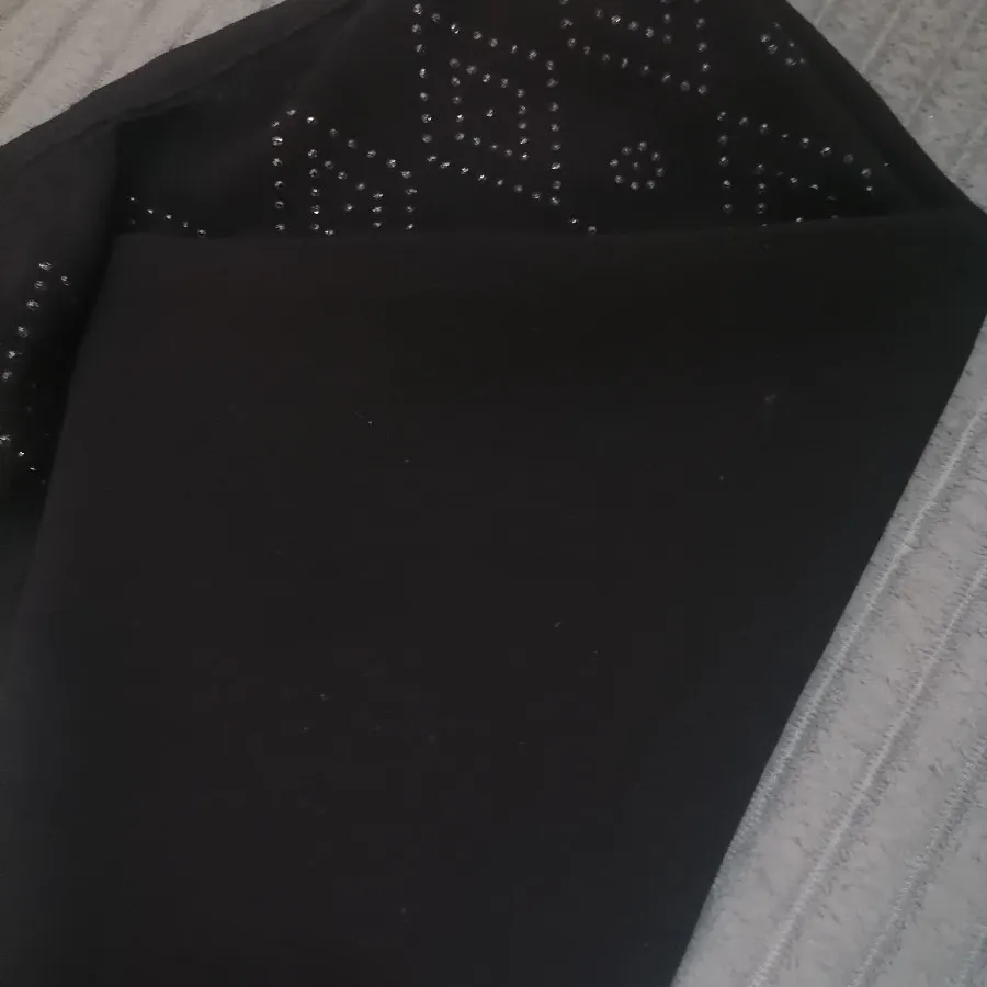 شال مشکی مجلسی