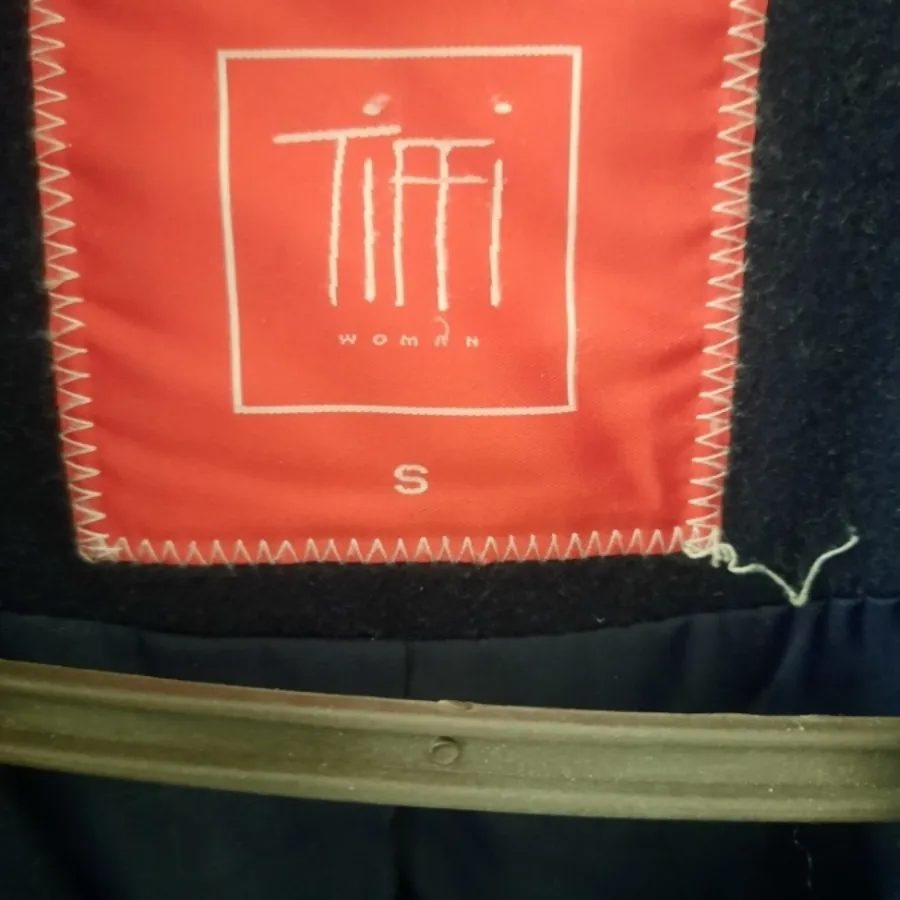 پالتو سرمه ای رنگ