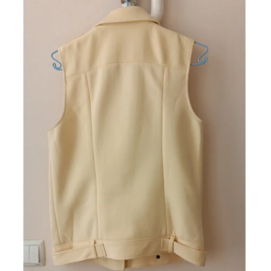 جلیقه یا وست کرپ