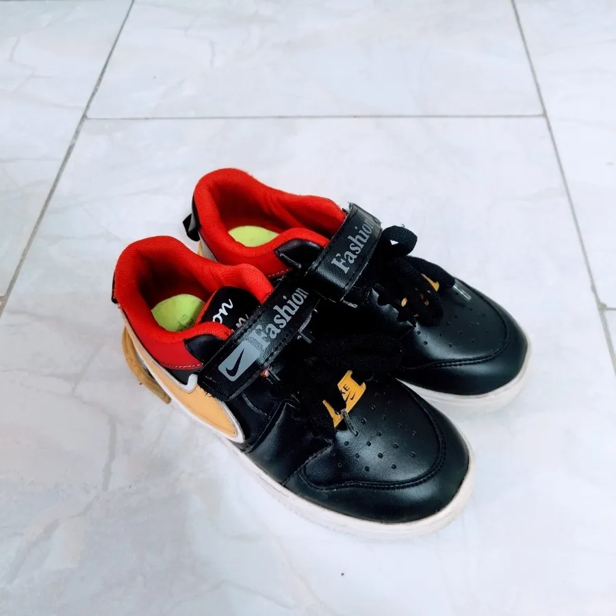 کتونی پسرانه