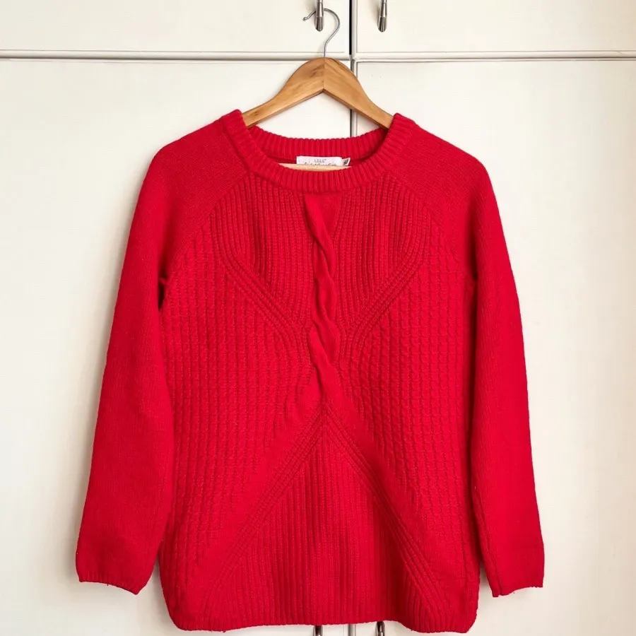 بافت قرمز اچ اند ام