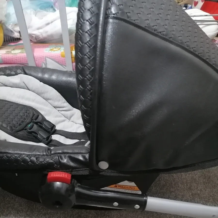 کریر چرم مشکی