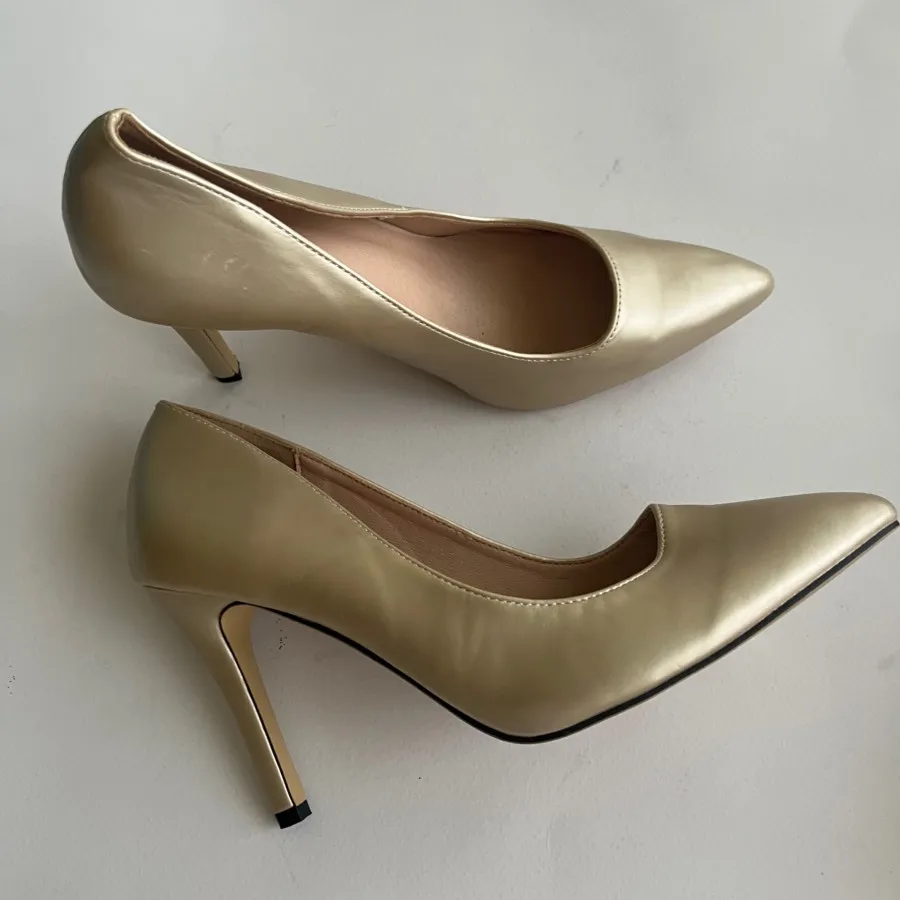 کغش مجلسی طلایی