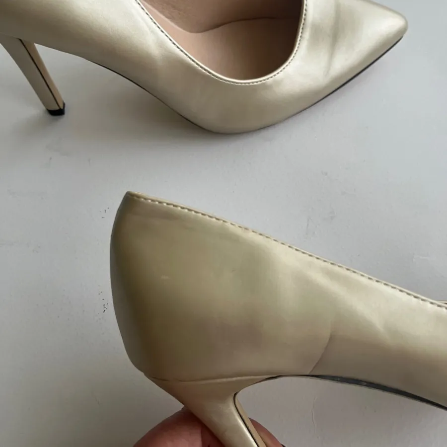 کغش مجلسی طلایی