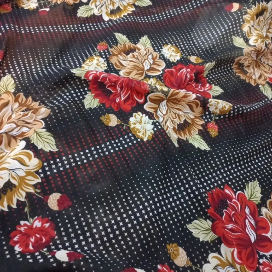 روسری نخی سنتی