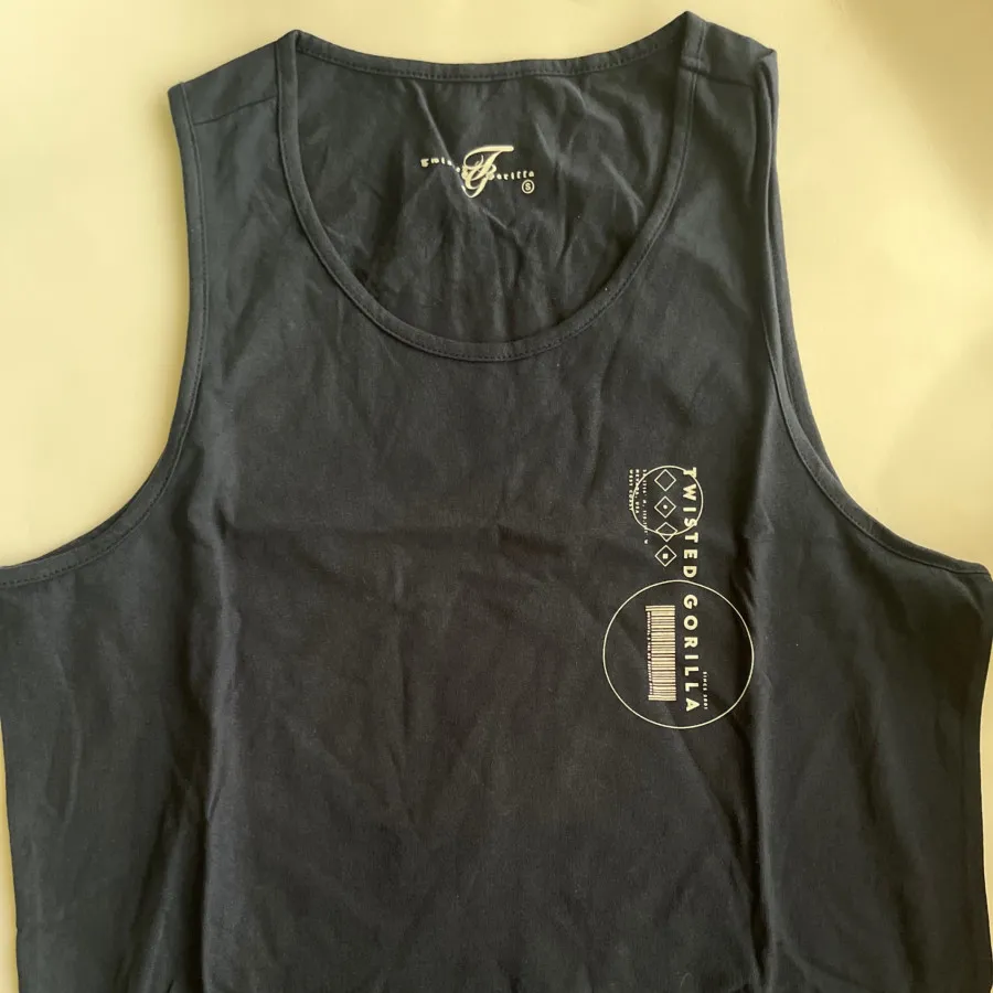 تیشرت حلقه ای طرحدار