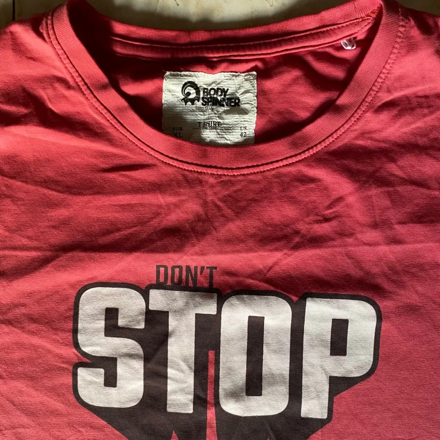 تیشرت نخی بادی اسپینر