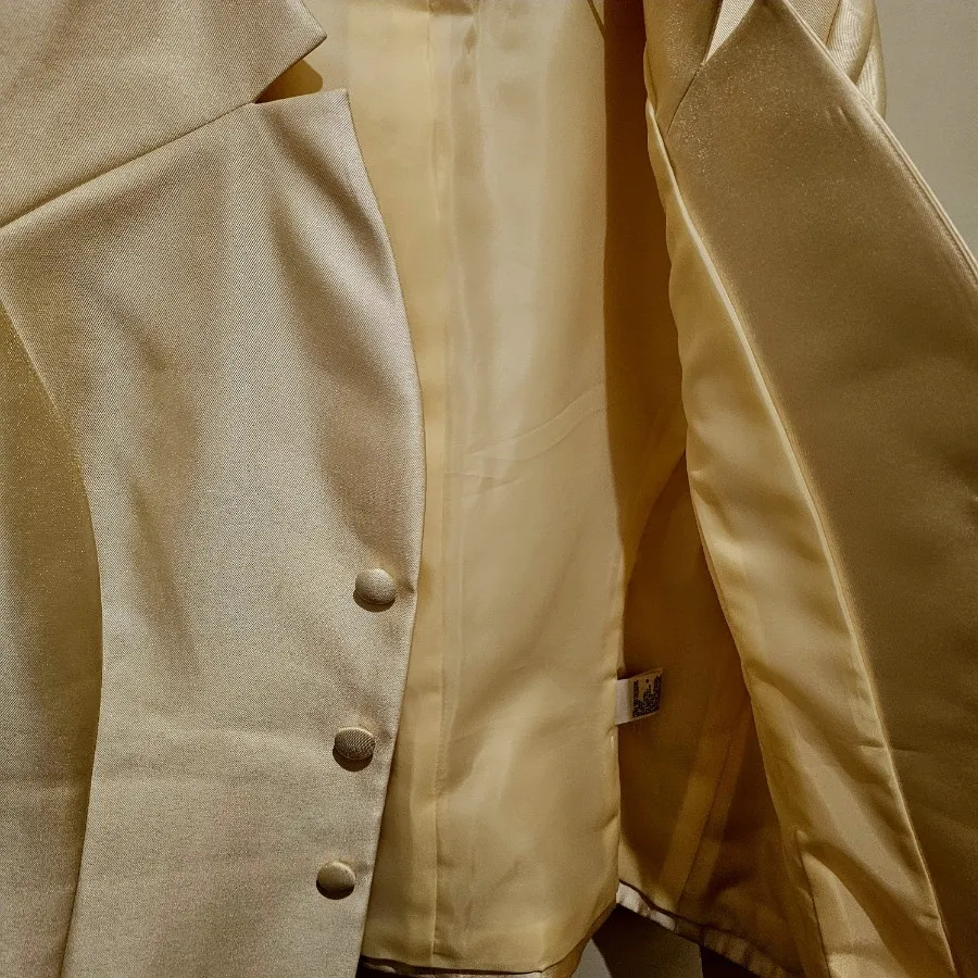 کت و دامن لیمویی