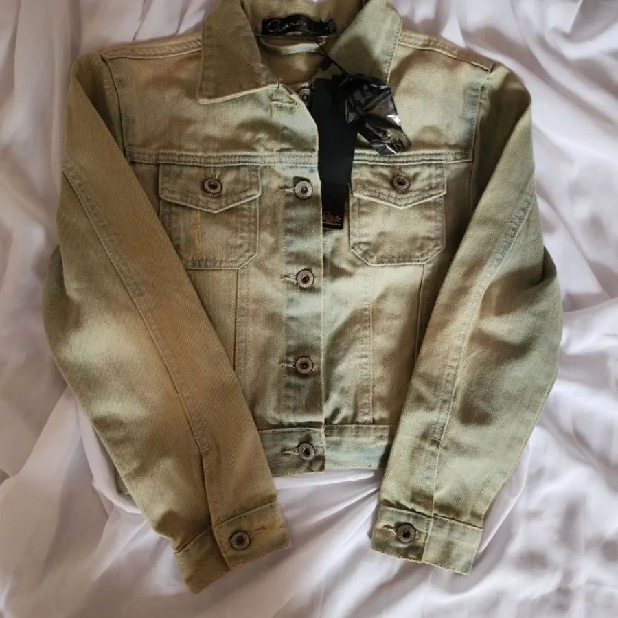 کت کراپ جینCiana