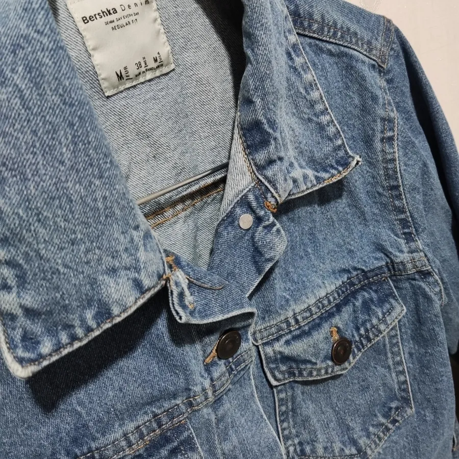 کت جین برشکا