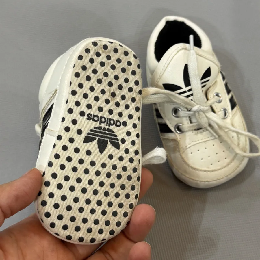 پاپوش نوزادی