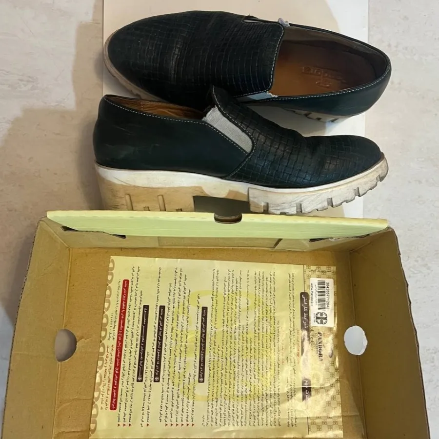 کفش چرم اسپرت برندپاندورا