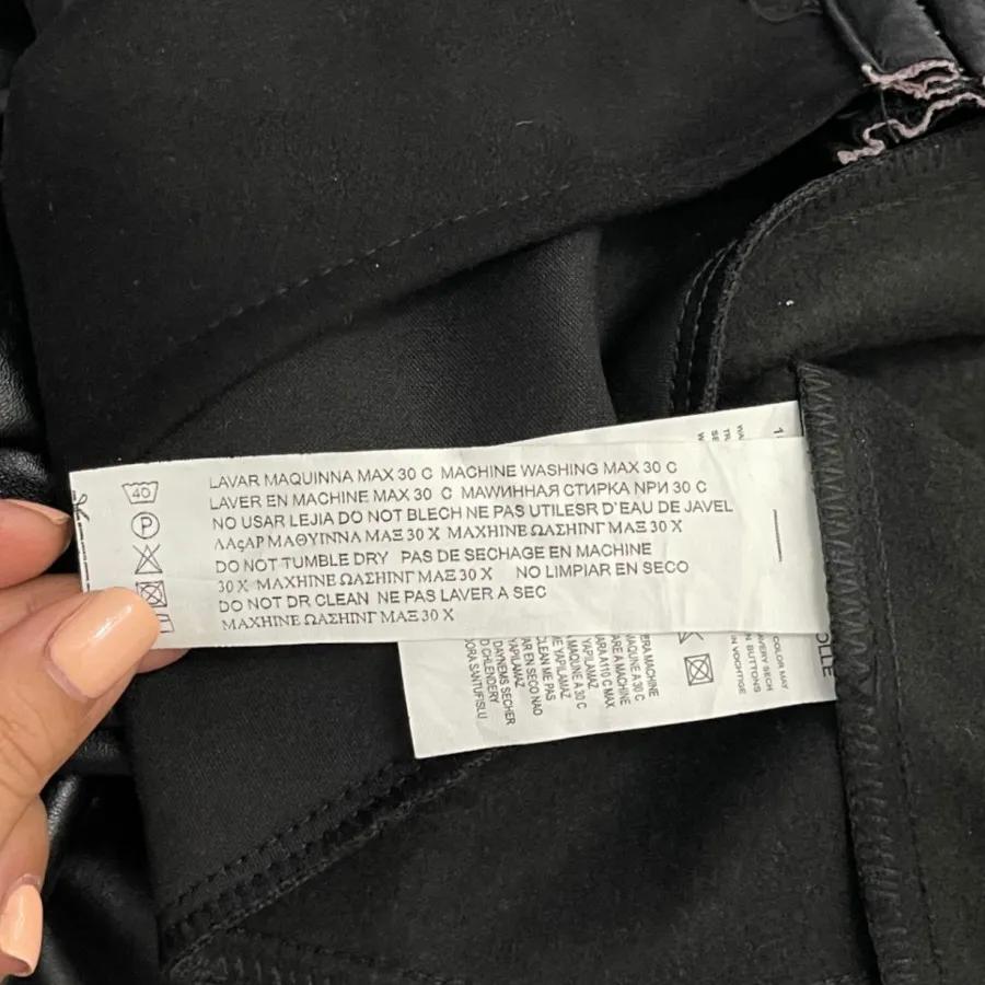 بادی چرم زنانه