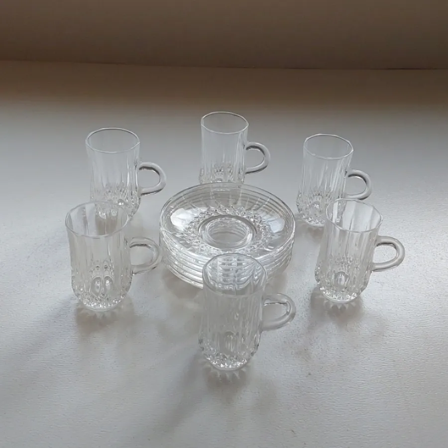 استکان و نعلبکی کریستال