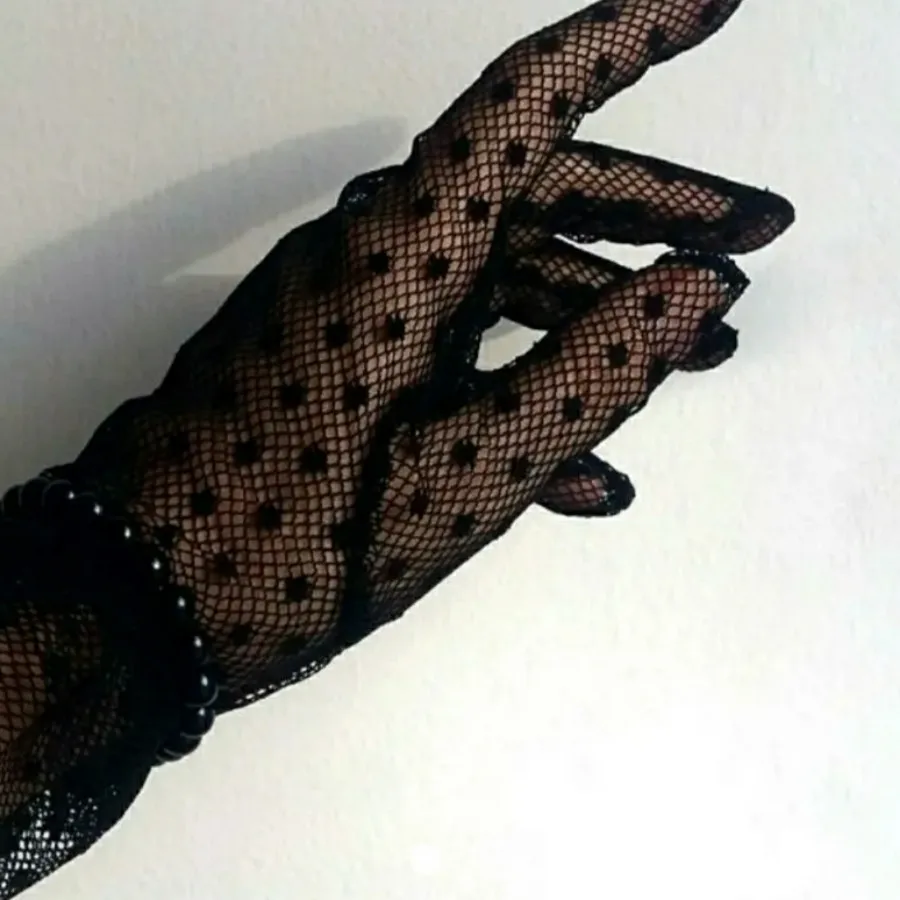 دستکش خالخالی توری