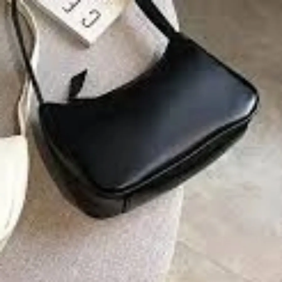 کیف مشکی تک جیب ترند