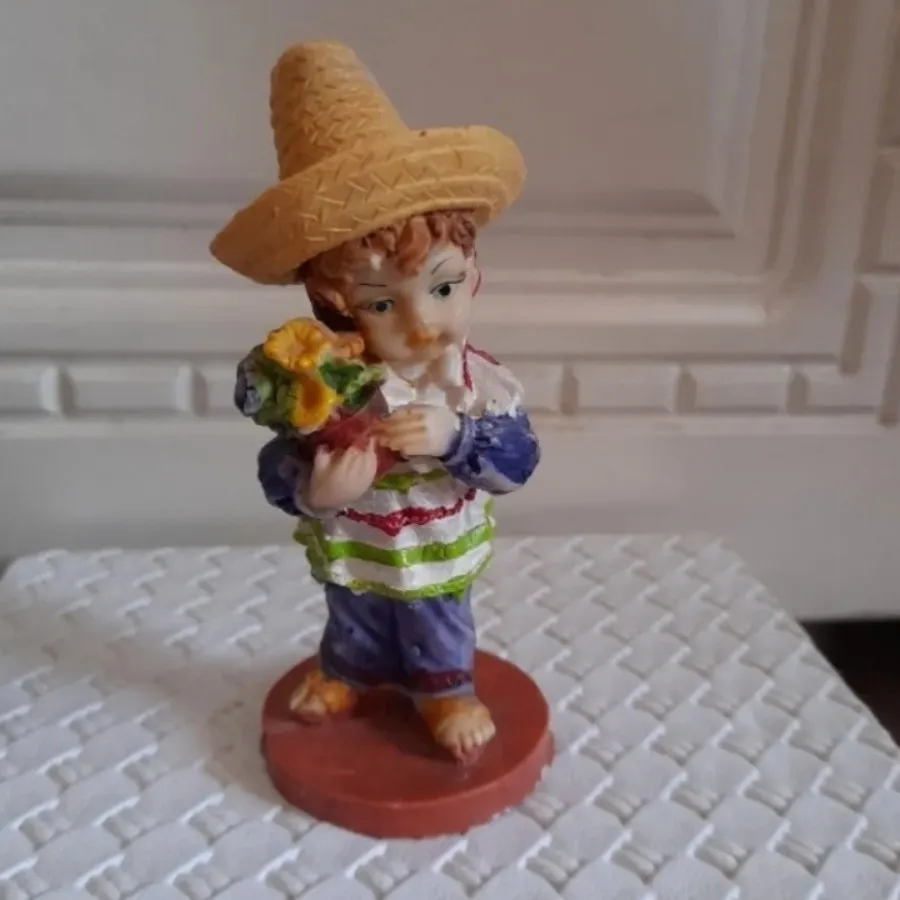 مجسمه قدیمی