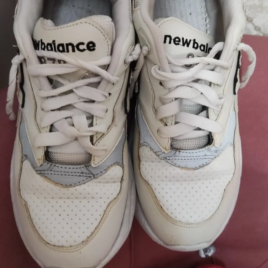 کتونی نیوبالانس