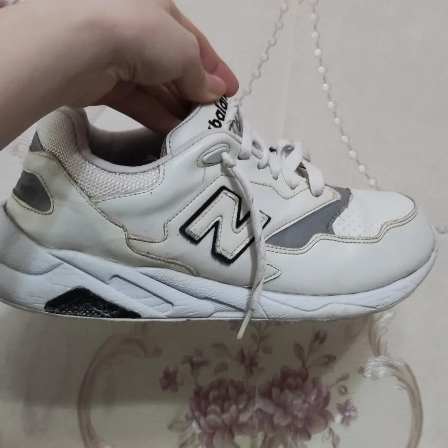 کتونی نیوبالانس