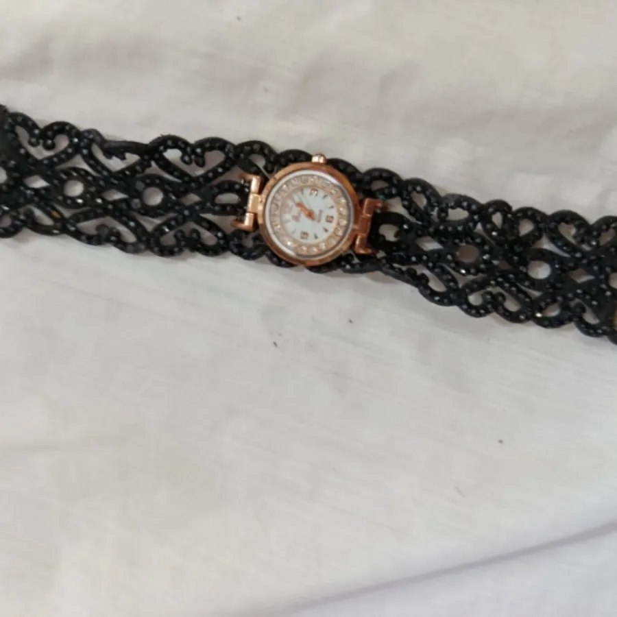 دستبند ساعتی