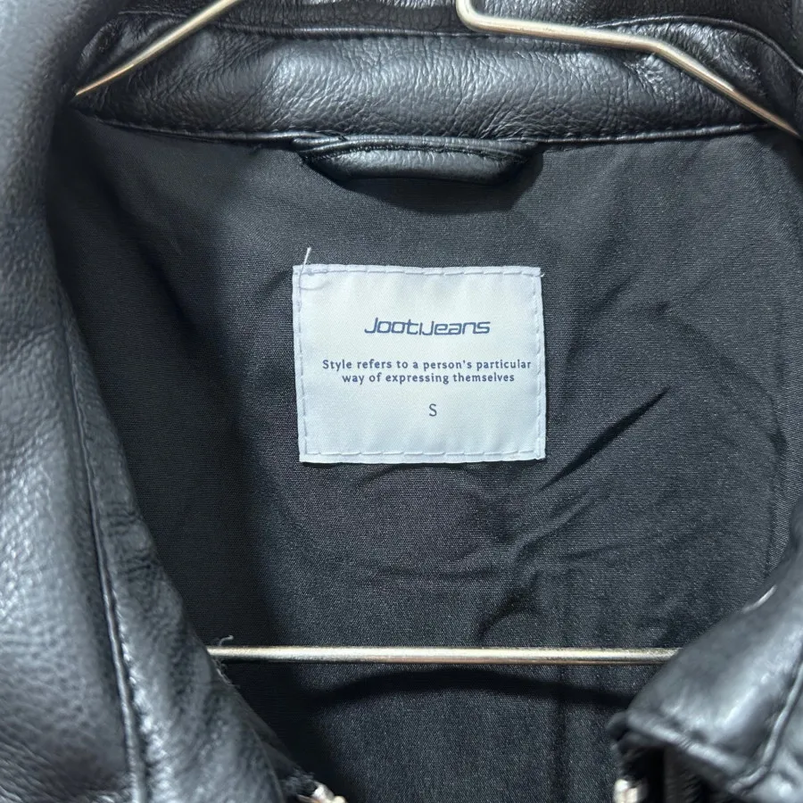 کت چرم و کاپشن